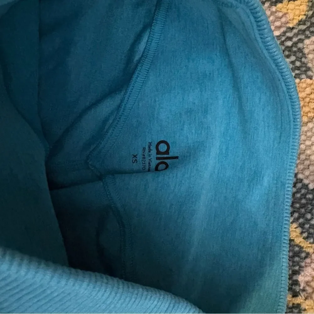 NWOT Alo Yoga High-Waist Chill Zone Lounge Legging in Bright Aqua Heather, Sz XS